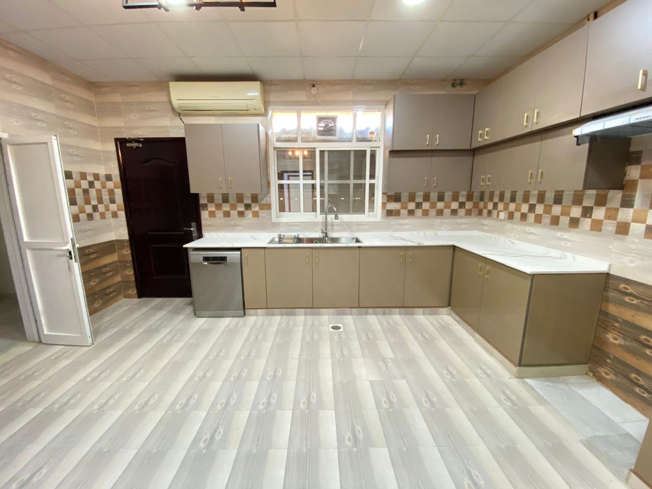 Ajman, 5 BHK Villa in Al Mowaihat 3